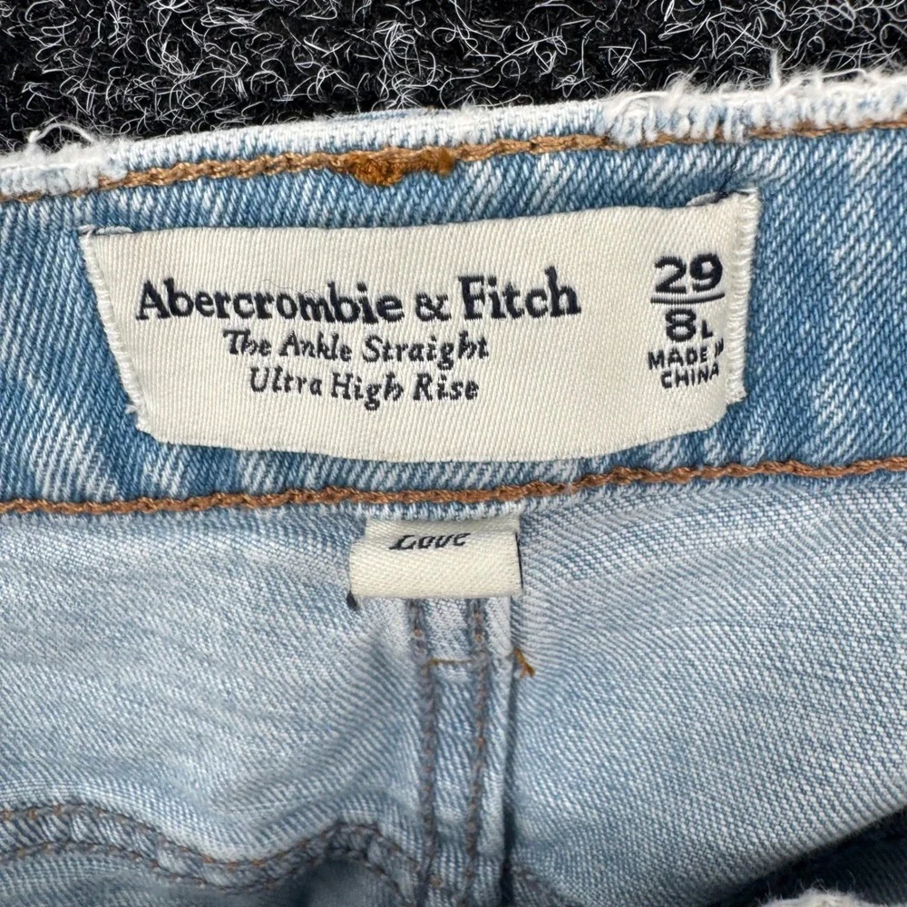 Abercrombie & Fitch Ankle Straight Ultra High Rise Jeans Light Wash 29 8L